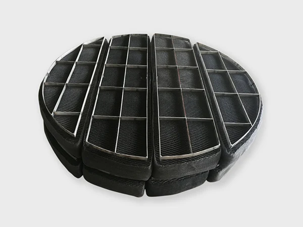 Circle shape demister pad made of high-penetration type wire mesh.