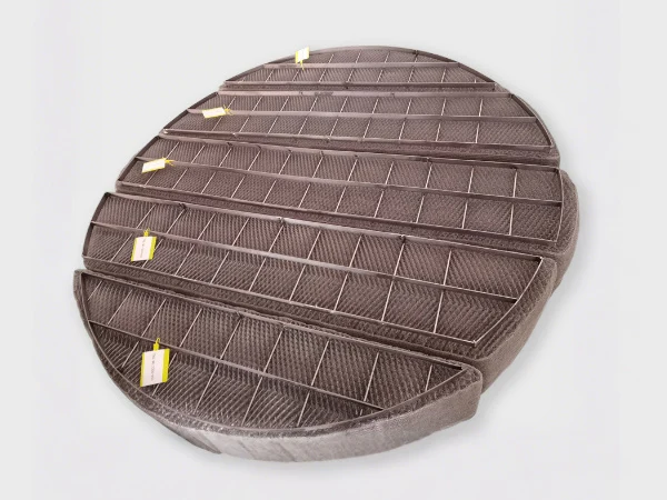 A drawer demister pad with five parts.